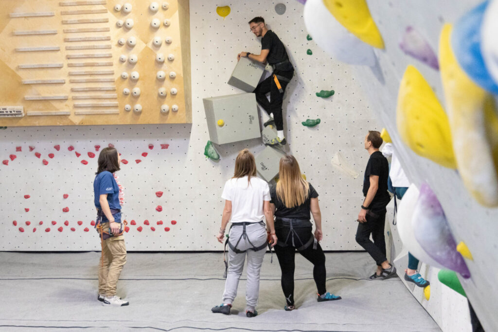 Climb Up Aix – Les Milles